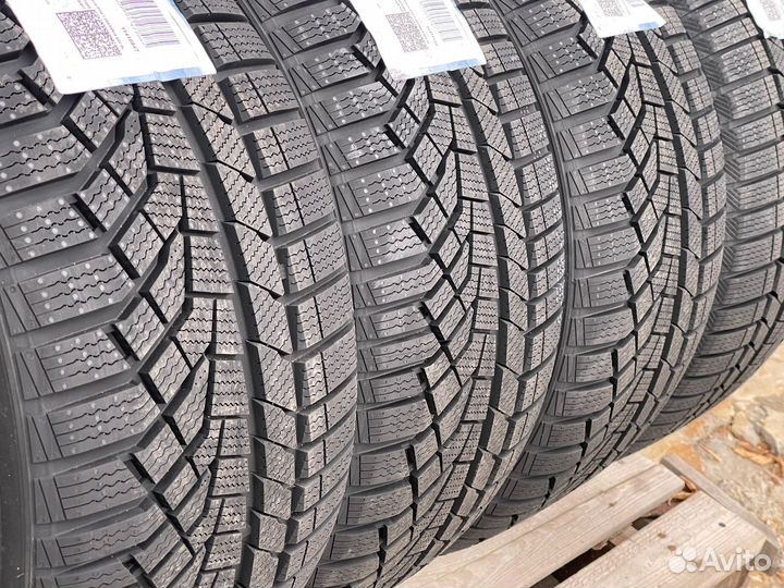 Sailun Ice Blazer Arctic EVO 235/55 R19 101H