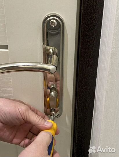 Замена Замков/ Ремонт Замков/ Замена Доводчиков