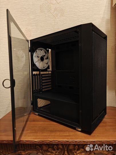 Корпус для пк AeroCool Graphite-G-BK-v2