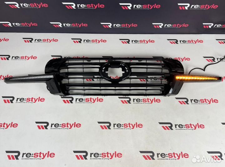 Фары с решеткой Toyota Land Cruiser 200 S285