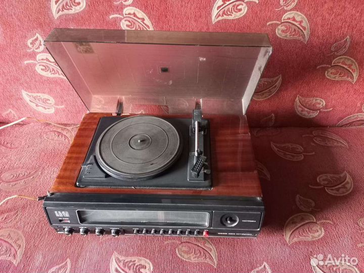 Проигрыватель вега 323 стерео