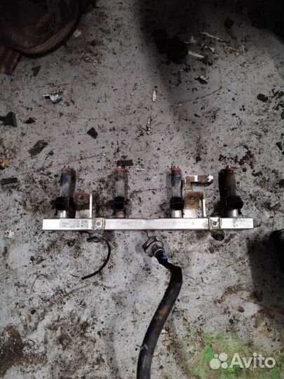 Рейка топливная (рампа) Chevrolet Cobalt 1 B15D2