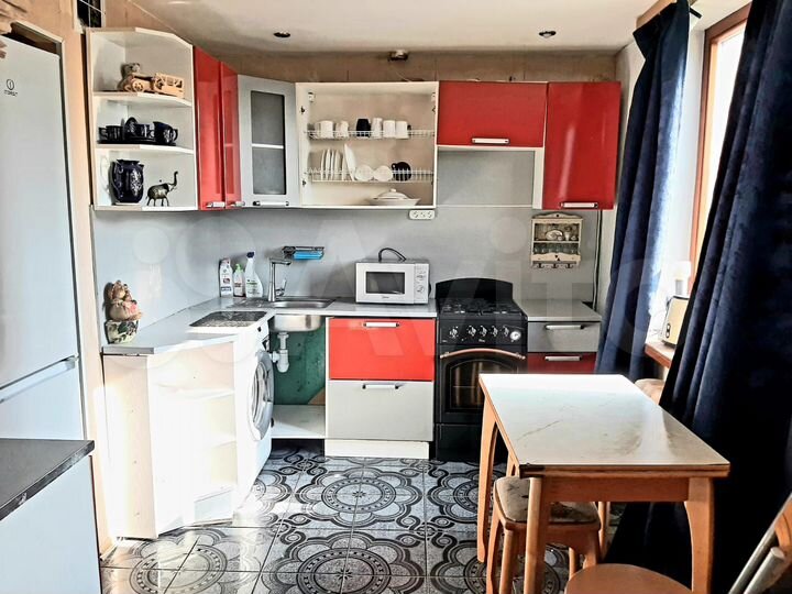 2-к. квартира, 54 м², 9/9 эт.