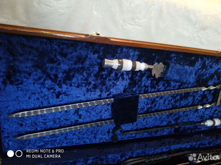 Набор шампуров в деревянной коробке