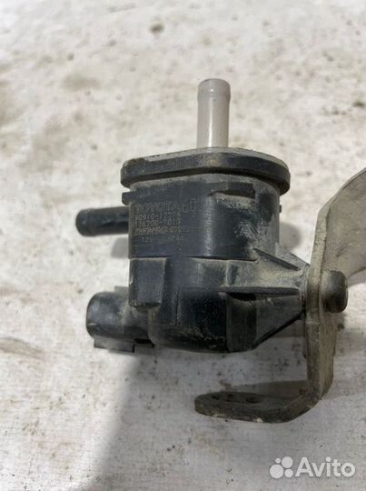 Вакуумный клапан Toyota Corolla 150 1ZR 2007