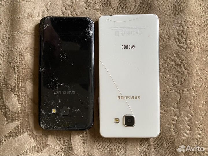 Телефон Samsung