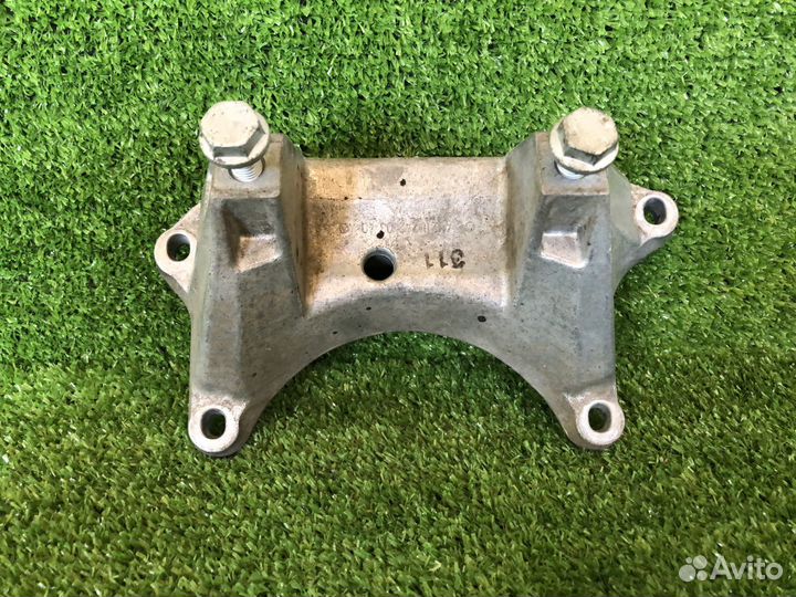 Кронштейн АКПП А2112420340 Mercedes M274 2.0