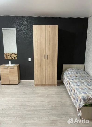 Шкаф Рик платяной