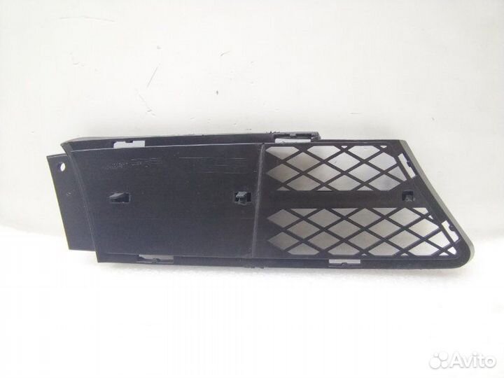 Решетка в бампер передняя левая Bmw 3-Series E90