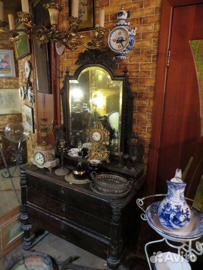 Старинные Трюмо Зеркала Трельяж Дамские столики