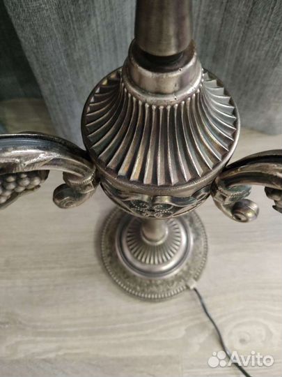 Настольная лампа времен СССР