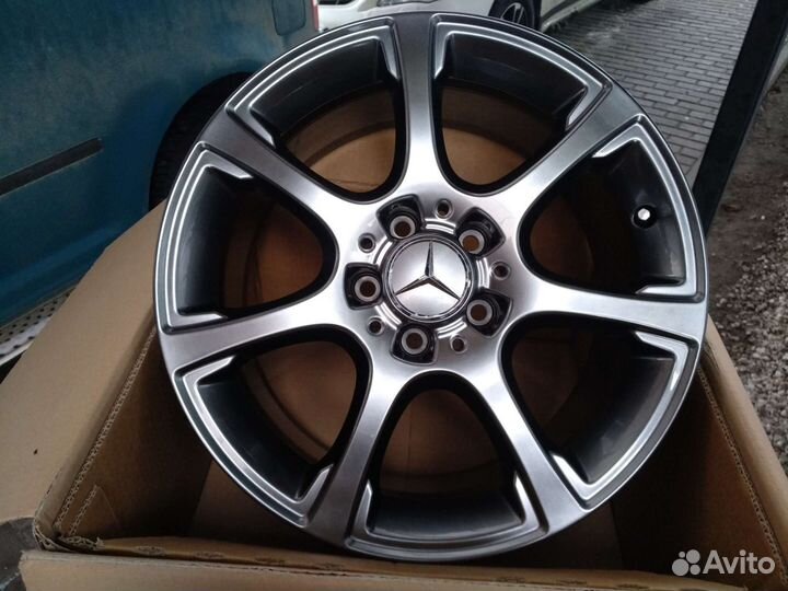 Оригинал Mercedes новые r-17 (5x112) 4 шт