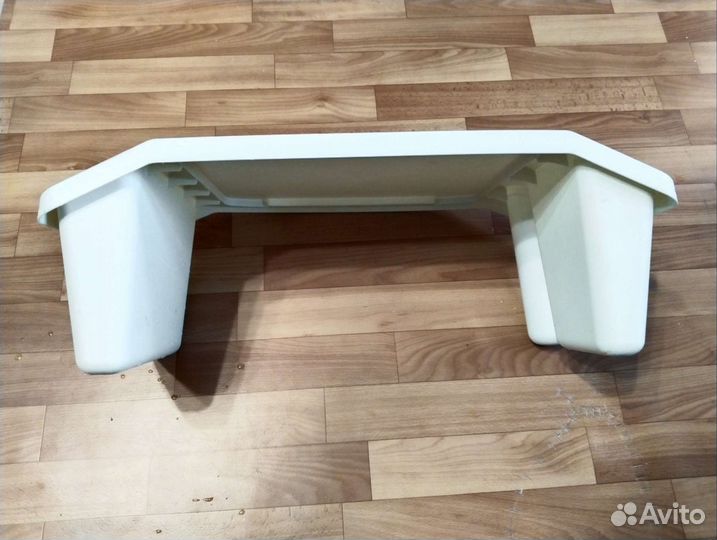 Столик подставка