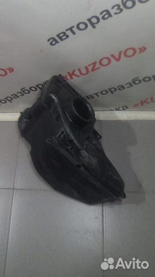 Воздухозаборник резонатор