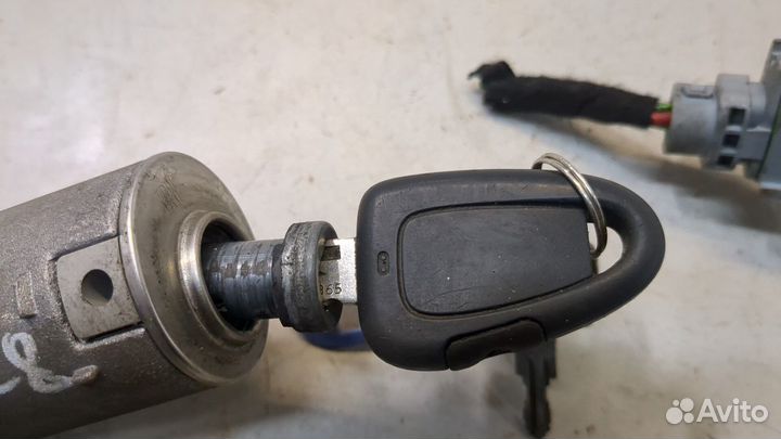 Замок зажигания Iveco Daily 3