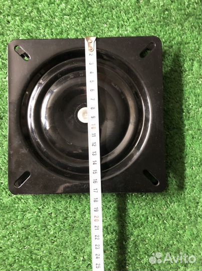 Поворотный механизм на подшипниках в лодку