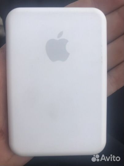 Повербанк на iPhone