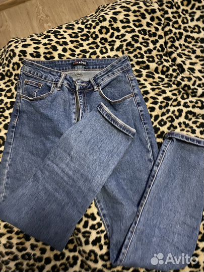 Джтнсы mom женские