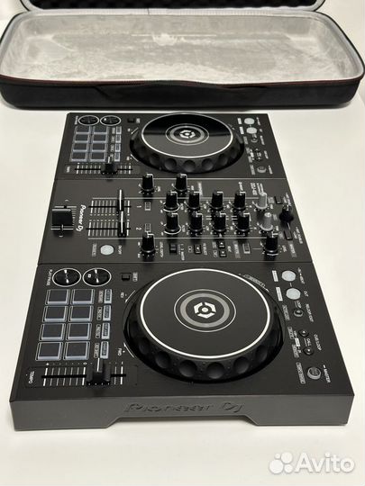 DJ-контроллер Pioneer DDJ-400 с кейсом