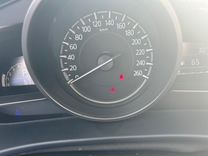 Mazda 3 1.5 AT, 2017, 63 207 км, с пробегом, цена 1 350 000 руб.