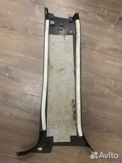 Обшивка стойки правая Bmw X5 E53 3.0D M57 2003