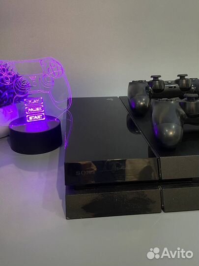 Sony PS4 + 2джоя + 500 игр