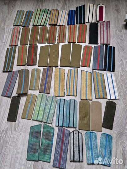 Погоны,нашивки,петлицы