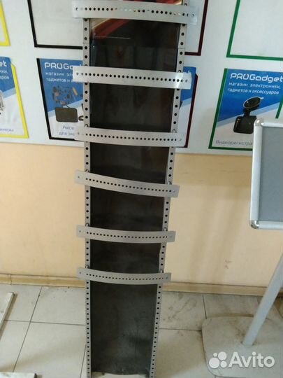 Подставки для журналов, книг, аксессуаров