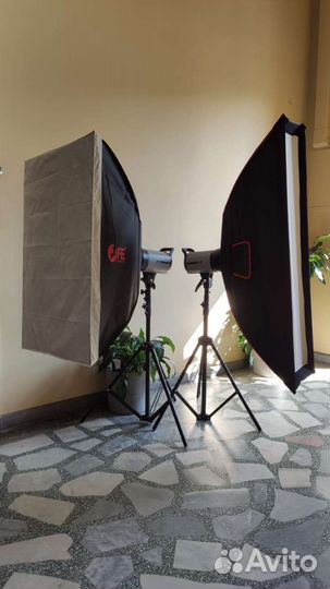 Комплект импульсного света Falcon Eyes 2400SL-SB