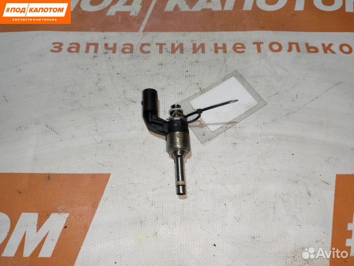 Форсунка топливная Volkswagen Golf 6 2011