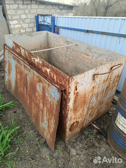 Емкость для воды металлическая бу