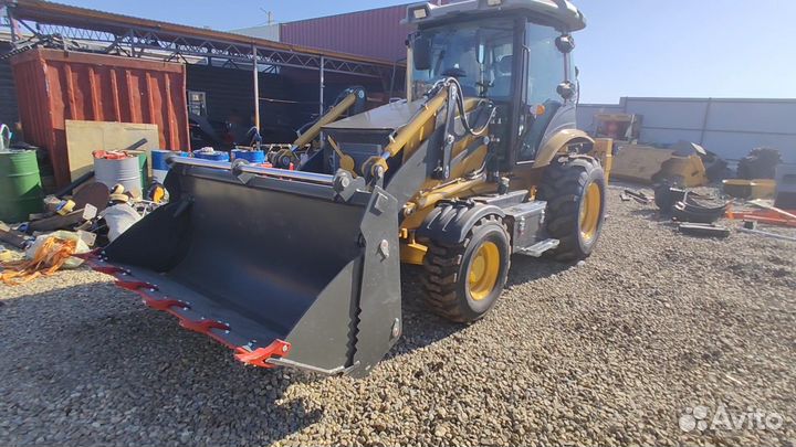 Экскаватор-погрузчик ЧЛМЗ 310 / 310.1, 2023