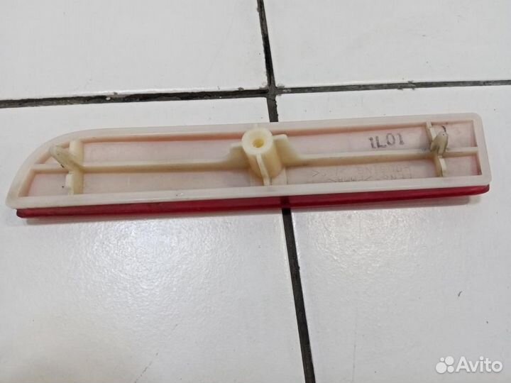 Отражатель в бампер задний левый Mitsubishi ASX GA