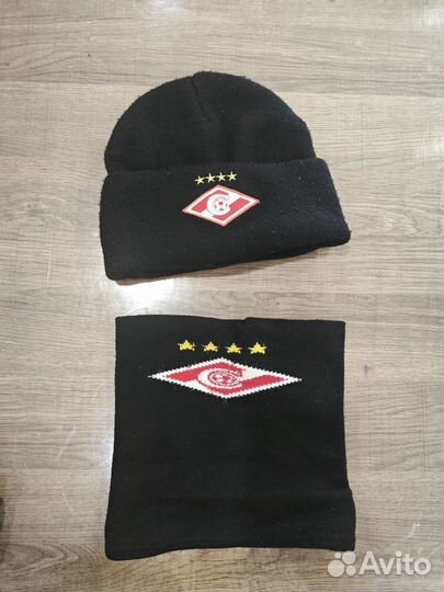Шапка и снуд Спартак