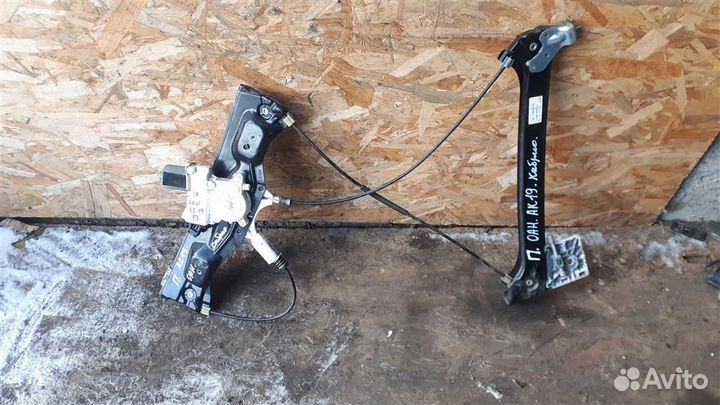 Стеклоподъемник электрический передний правый Ope