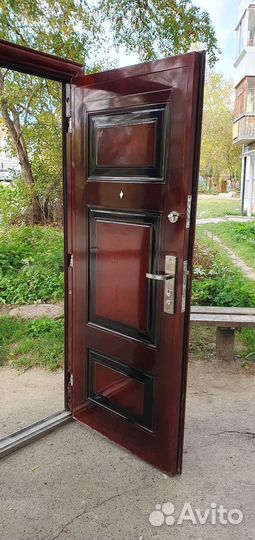 Дверь входная железная бу