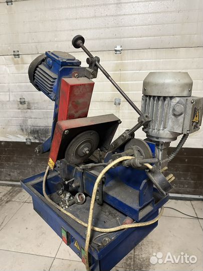 Заточной и разводной станок для ленточных пил