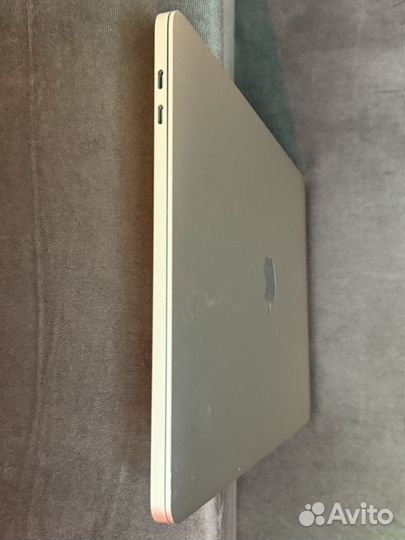 MacBook Pro 13 2018 i7 16gb 512gb Как новый