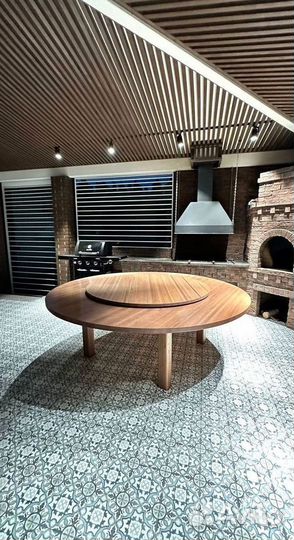 Стол кухонный