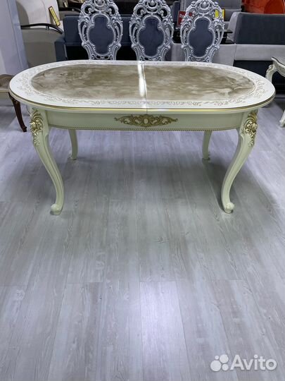 Кухонный стол Роза с мраморной столещницей