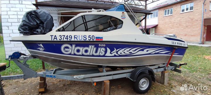 Катер Gladius Sea Wind 520 HT