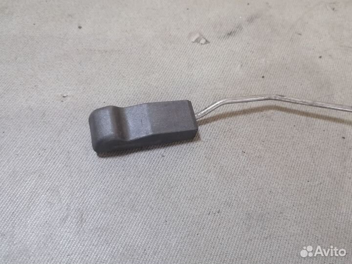 Кнопка двери с тягой Ford Focus II