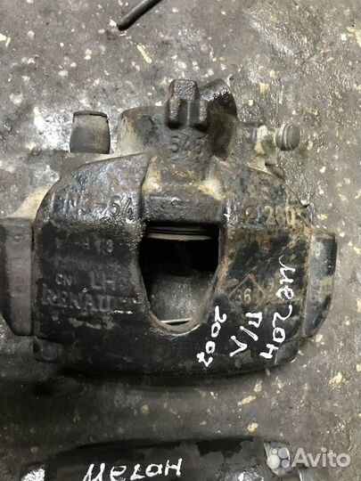 Передний суппорт Renault Megane 2