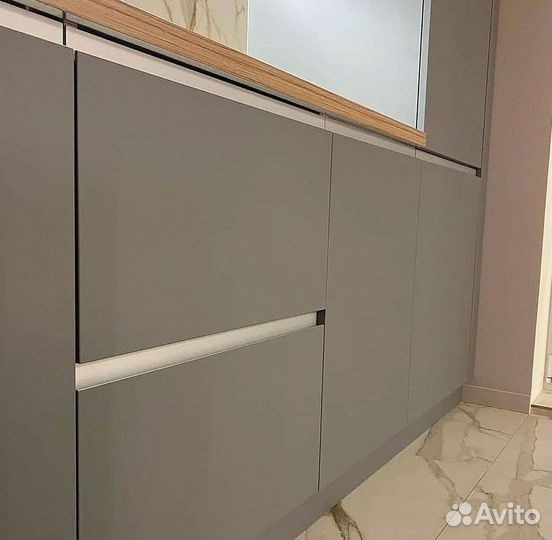 Кухня в стиле хай тек