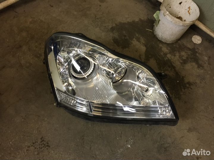 Мерседес GL 164 фара