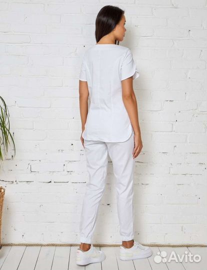 Медицинский костюм