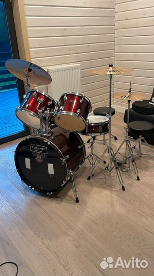 Барабанная установка Mapex Tornado