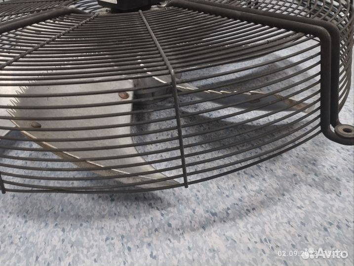 Вентилятор осевой ziehl-abegg 63 бу, нов. подшип