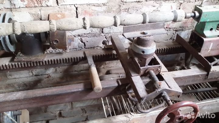 Токарный станок по дереву
