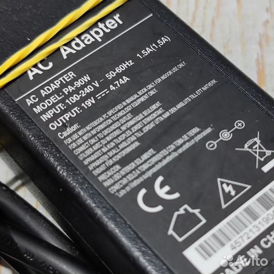 Блок питания для ноутбуков Acer 90Вт (PA-90)